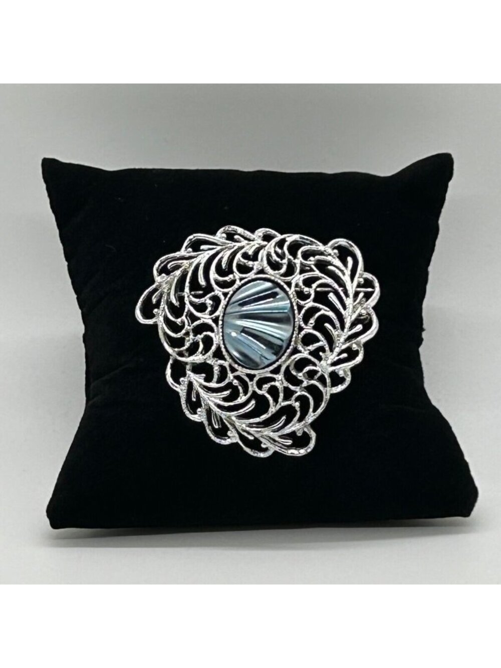 Vintage Sarah Coventry Brooch Royal Plumage Silver Tone Blue Cabochon Filigree